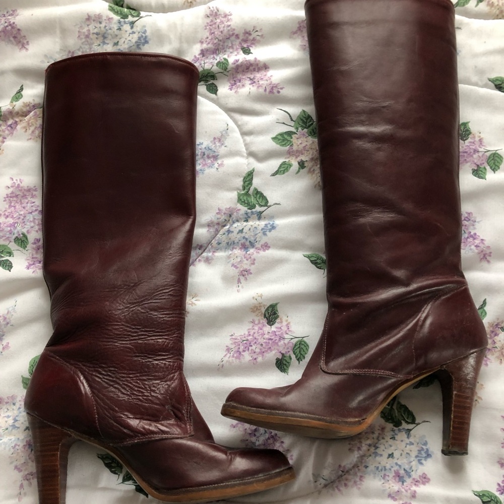 Woman’s Burgandy High Heel Boots